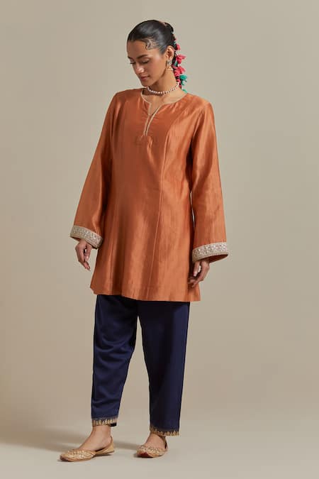 Vinusto_Brown Handloom Cotton, Chanderi Handwoven Embroidered A-line Kurta And Salwar Set _Online_at_Aza_Fashions