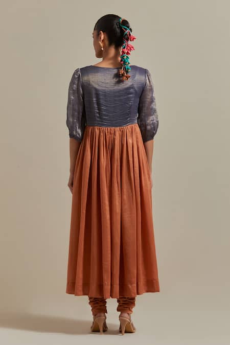 Vinusto Handwoven Zari Embroidered Yoke Anarkali & Churidar Set 