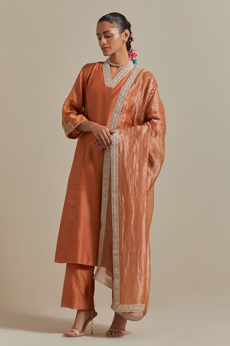 Vinusto Brown Stripe Zari Chanderi Embroidery Lace Floral Straight Kurta And Pant Set 