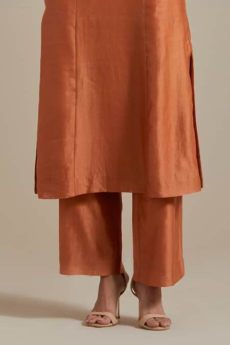 Buy_Vinusto_Brown Handloom Cotton, Chanderi Zari, Lace, Floral Straight Kurta And Pant Set 