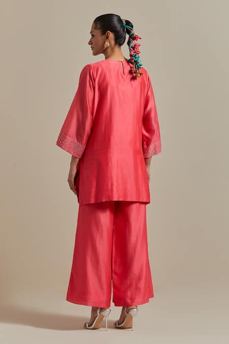 Vinusto Zari Lace Embroidered Short Kurta With Palazzo 