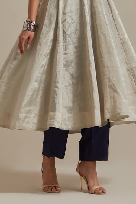 Buy Vinusto Silver Chanderi, Handloom Cotton Zari V-neck Handwoven Silk Anarkali And Pant Set Online at Aza Fashions Buy_Vinusto_Silver Chanderi, Handloom Cotton Zari V-neck Handwoven Silk Anarkali And Pant Set _Online_at_Aza_Fashions