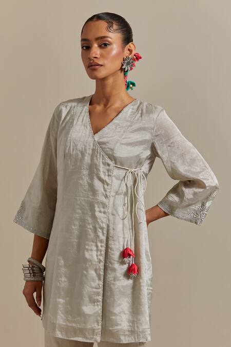 Buy Vinusto Silver Silk Pearls, Zari V-neck Embroidered Angarkha With Pant Online at Aza Fashions Buy_Vinusto_Silver Silk Pearls, Zari V-neck Embroidered Angarkha With Pant _Online_at_Aza_Fashions