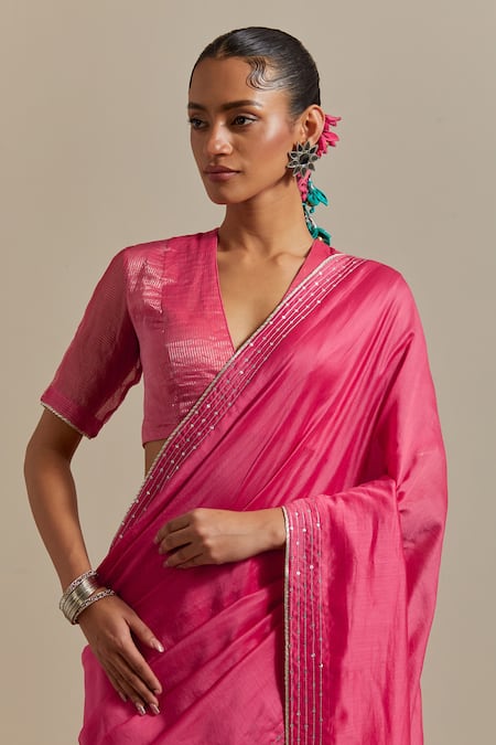 Vinusto Pink , Silk, Handloom Handwoven Saree With Zari Striped Blouse Online at Aza Fashions Vinusto_Pink , Silk, Handloom Handwoven Saree With Zari Striped Blouse _Online_at_Aza_Fashions