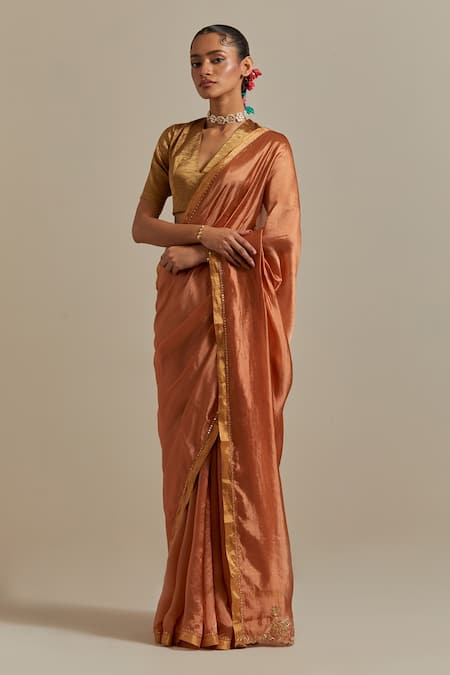 Vinusto_Brown Silk Embroidery V-neck Handwoven Placement Saree With Blouse _Online_at_Aza_Fashions