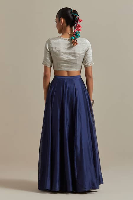 Vinusto Panelled Lehenga Embroidered Blouse Set 