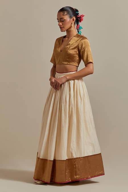 Vinusto_Ivory Chanderi, Silk Lace V-neck Handwoven Gathered Lehenga And Blouse Set _at_Aza_Fashions