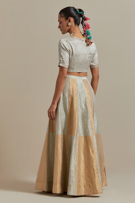 Vinusto Color Blocked Lehenga Blouse Set 