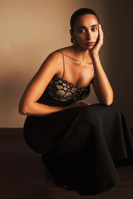 Buy Antithesis India Black Jute, Scuba Georgette Checkered Sweetheart Neck Paula Woven Dress Online at Aza Fashions Buy_Antithesis India_Black Jute, Scuba Georgette Checkered Sweetheart Neck Paula Woven Dress _Online_at_Aza_Fashions