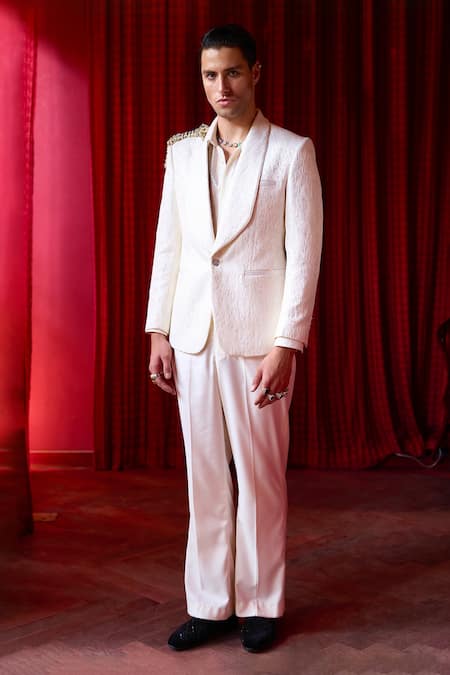 Asuka Cutdana Embroidered Tuxedo Set 