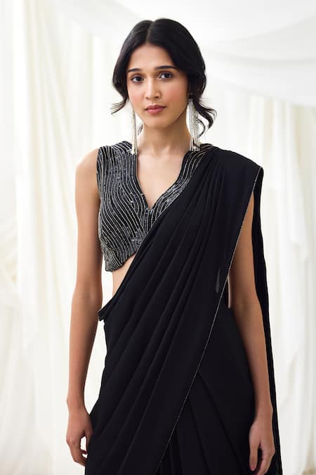 Lavanya Ahuja_Black Metallic Midnight Waltz Embroidered Border Pre-draped Saree With Blouse _Online_at_Aza_Fashions