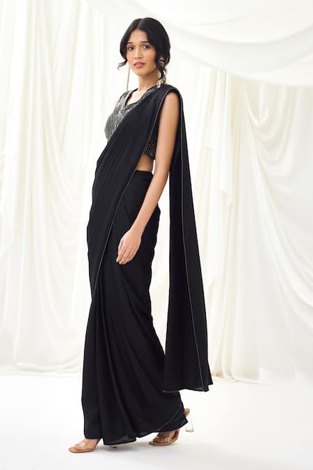 Lavanya Ahuja_Black Metallic Midnight Waltz Embroidered Border Pre-draped Saree With Blouse _at_Aza_Fashions