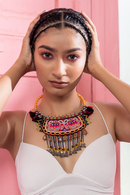 Buy_Krutiarts_Multi Color Thread Embellished Choker _Online_at_Aza_Fashions