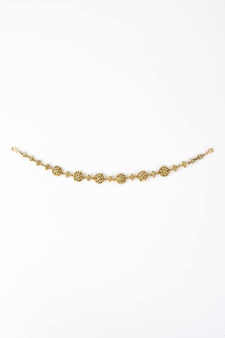 Shop Vivinia By Vidhi Mehra Gold Plated Pearl, Polki, Kundan Saadgi Embellished Mathapatti at Aza Fashions Shop_Vivinia By Vidhi Mehra_Gold Plated Pearl, Polki, Kundan Saadgi Embellished Mathapatti _at_Aza_Fashions