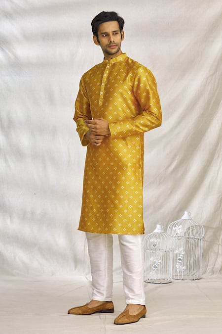 Shop_Arihant Rai Sinha_Yellow Silk Bandhani Print Kurta Set _Online_at_Aza_Fashions