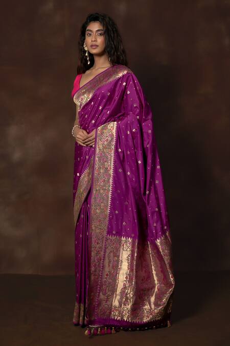 Vishwa By Pinki Sinha_Purple Silk Zari Geometric Woven Saree With Running Blouse_Online_at_Aza_Fashions