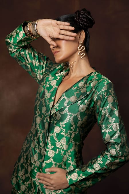Buy Vishwa By Pinki Sinha Green Silk Embroidery Banarasi Woven Blazer And Gharara Online at Aza Fashions Buy_Vishwa By Pinki Sinha_Green Silk Embroidery Banarasi Woven Blazer And Gharara _Online_at_Aza_Fashions