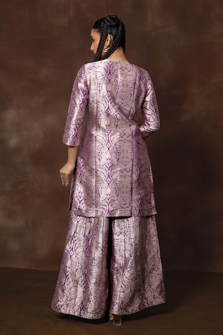 Vishwa By Pinki Sinha Woven Floral Blossom Kurta Gharara Set 