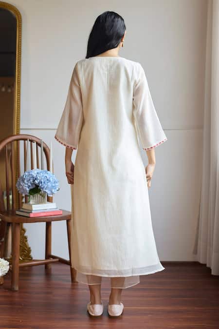 Shop Juanita By Shubhda Ivory Chanderi Embroidery Round Neck Resham Kurta Pant Set at Aza Fashions Shop_Juanita By Shubhda_Ivory Chanderi Embroidery Round Neck Resham Kurta Pant Set _at_Aza_Fashions