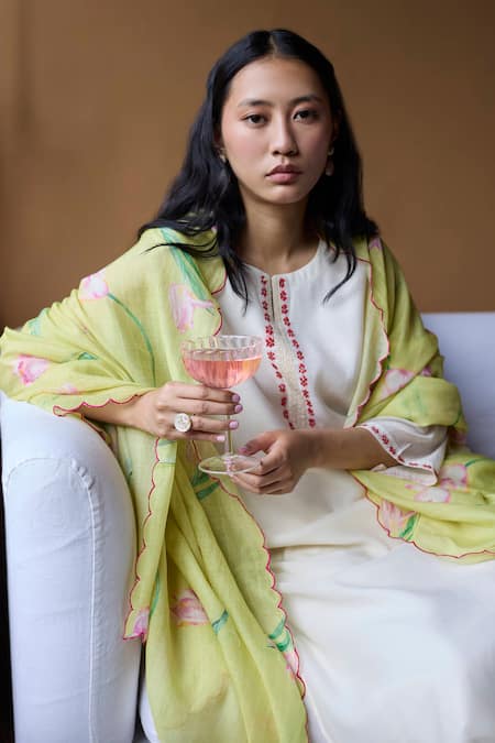 Shop Juanita By Shubhda Ivory Chanderi Embroidery Round Neck Resham Kurta Pant Set Online at Aza Fashions Shop_Juanita By Shubhda_Ivory Chanderi Embroidery Round Neck Resham Kurta Pant Set _Online_at_Aza_Fashions