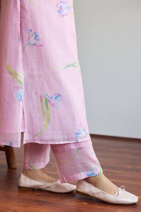 Buy Juanita By Shubhda Purple Chanderi Scoop Neck Tulip Farm Print Kurta Pant Set Online at Aza Fashions Buy_Juanita By Shubhda_Purple Chanderi Scoop Neck Tulip Farm Print Kurta Pant Set _Online_at_Aza_Fashions