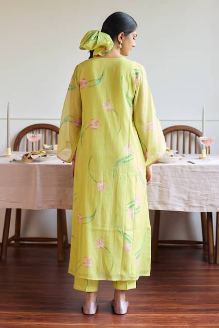 Shop Juanita By Shubhda Yellow Chanderi V-neck Tulip Print Kurta Set at Aza Fashions Shop_Juanita By Shubhda_Yellow Chanderi V-neck Tulip Print Kurta Set _at_Aza_Fashions
