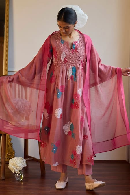 Shop Juanita By Shubhda Pink Chanderi Embroidery Split V-neck Floral Printed Kurta Set Online at Aza Fashions Shop_Juanita By Shubhda_Pink Chanderi Embroidery Split V-neck Floral Printed Kurta Set _Online_at_Aza_Fashions