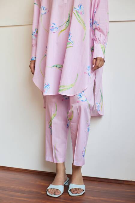 Buy Juanita By Shubhda Purple Cotton Mandarin Collar Lilac Tulip Print Kurta Set Online at Aza Fashions Buy_Juanita By Shubhda_Purple Cotton Mandarin Collar Lilac Tulip Print Kurta Set _Online_at_Aza_Fashions