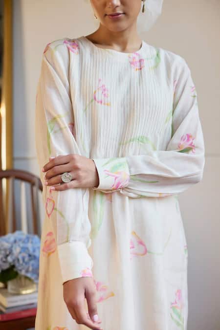 Juanita By Shubhda_Ivory Chanderi Round Neck Tulip Print Kurta Set _at_Aza_Fashions