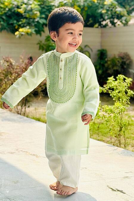 Buy Byb Premium Green Chanderi Embroidery Thread Kurta Set Buy_Byb Premium_Green Chanderi Embroidery Thread Kurta Set