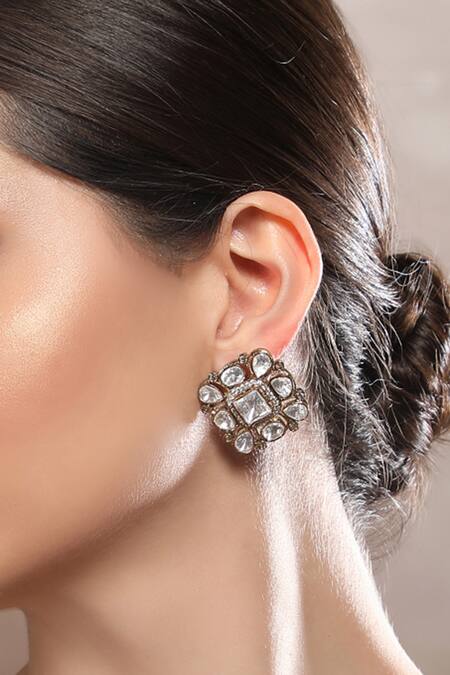 Shop_Auraa Trends_White Stones Square Kundan Stud Earrings _Online_at_Aza_Fashions