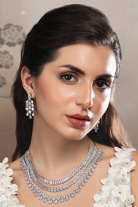 Auraa Trends Layered Necklace Set with Diamond Stones 