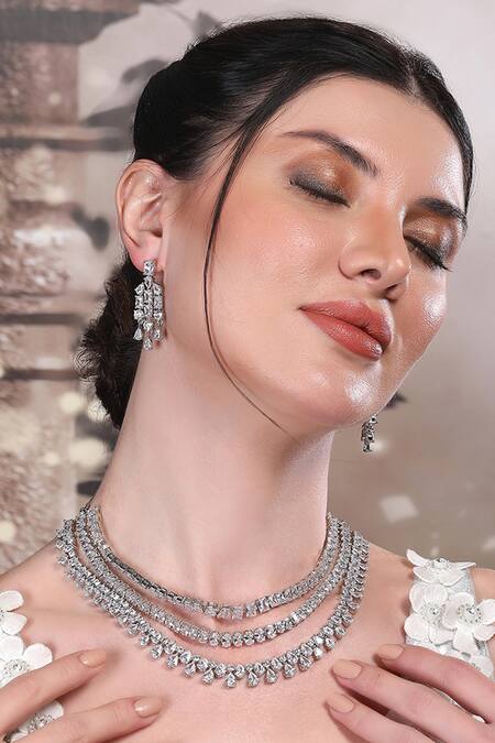 Shop_Auraa Trends_White Imitation Diamonds Layered Necklace Set With Stones 