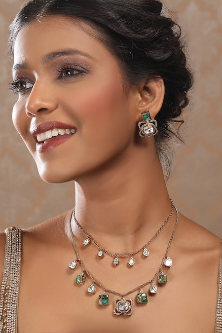 Buy_Auraa Trends_Green Stones Kundan Necklace Set 