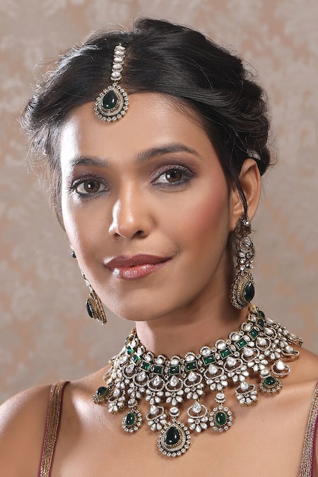 Auraa Trends Polki Stone Embellished Green Necklace Set 