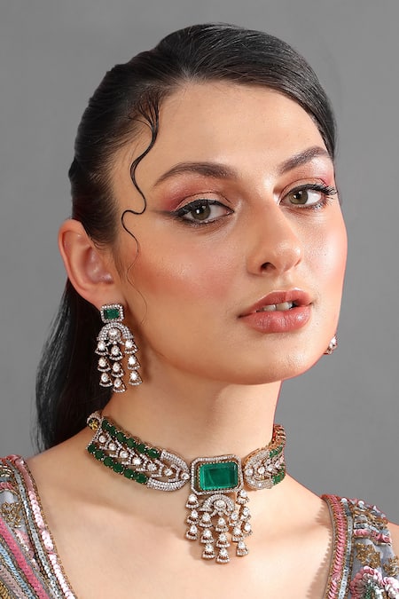 Auraa Trends_Green Beads Kundan Choker Necklace Set _at_Aza_Fashions