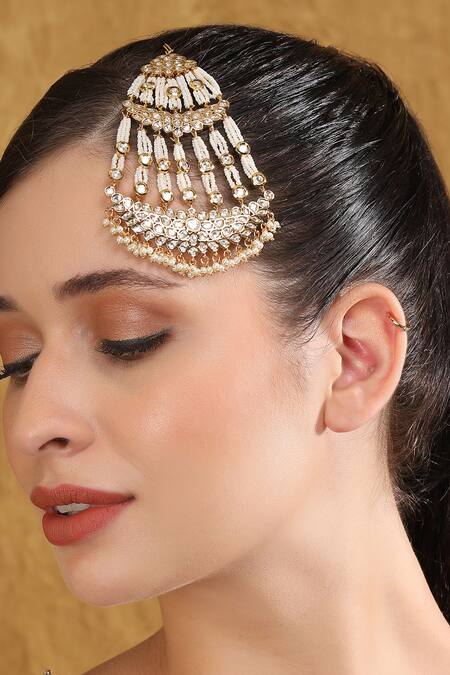 Auraa Trends_White Kundan And Pearl Embellished Passa _at_Aza_Fashions