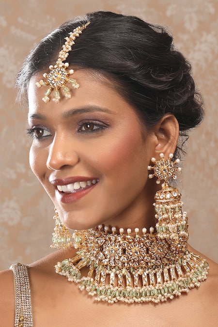 Auraa Trends Kundan & Pearl Necklace Set 