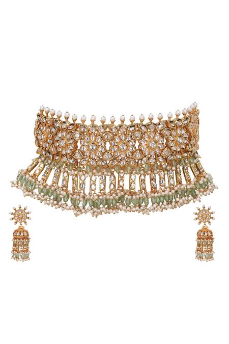 Shop_Auraa Trends_White Pearls Kundan And Necklace Set _Online_at_Aza_Fashions