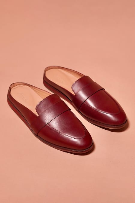 Shop_Dmodot_Brown Leather Hoffler Chocro Slip-on Mules _at_Aza_Fashions