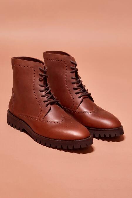 Buy_Dmodot_Brown Textured Leather Brogue Boots _Online_at_Aza_Fashions