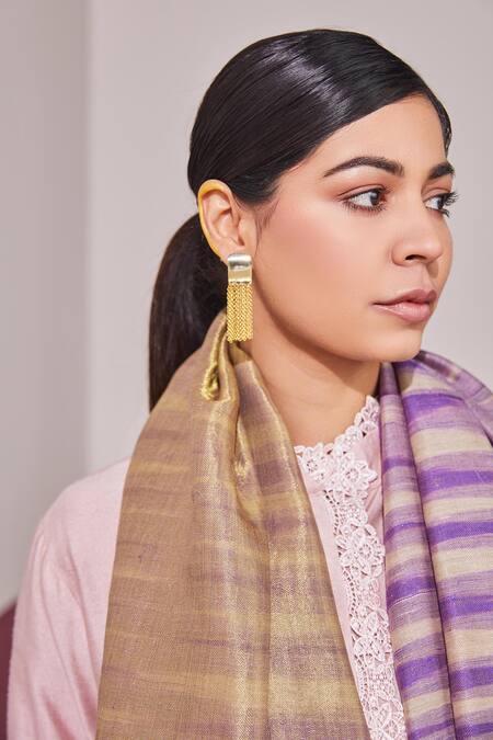 Shop SHAZA Purple Reversible Ikkat Pashmina Stole at Aza Fashions Shop_SHAZA_Purple Reversible Ikkat Pashmina Stole_at_Aza_Fashions