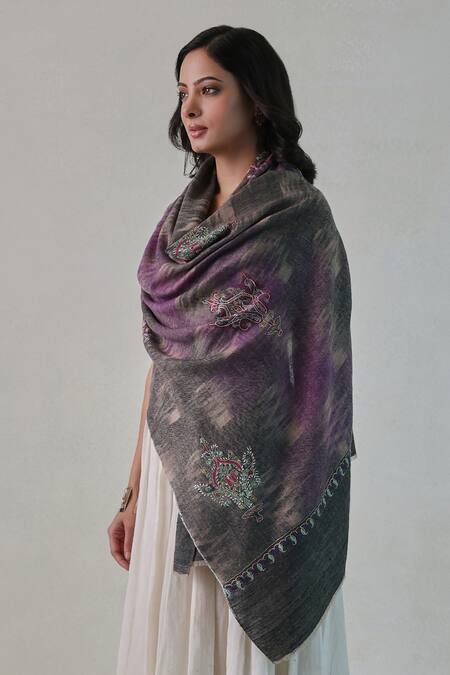 SHAZA_Purple Geometric Woven Pashmina Stole _Online_at_Aza_Fashions