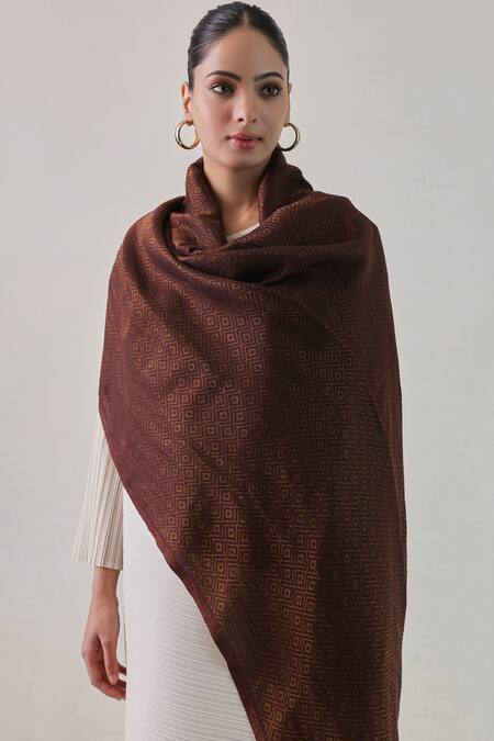 SHAZA Brown Zari Woven Reversible Stole Online at Aza Fashions SHAZA_Brown Zari Woven Reversible Stole _Online_at_Aza_Fashions