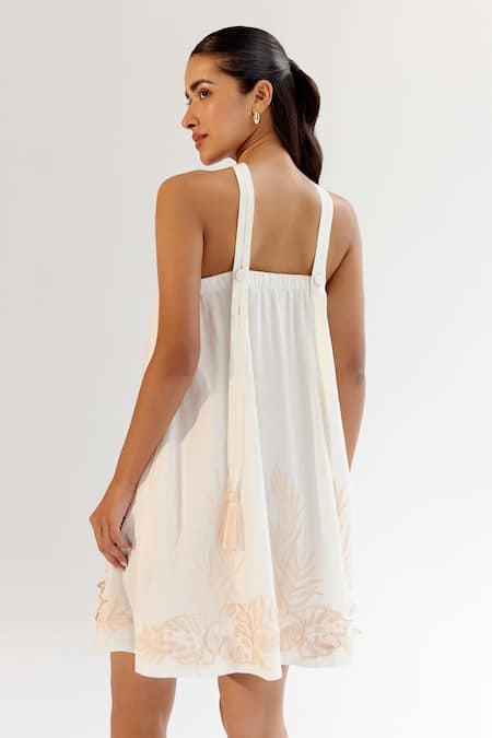 Shop NOIB White Linen Applique Halter Neck Floral Dress at Aza Fashions Shop_NOIB_White Linen Applique Halter Neck Floral Dress _at_Aza_Fashions