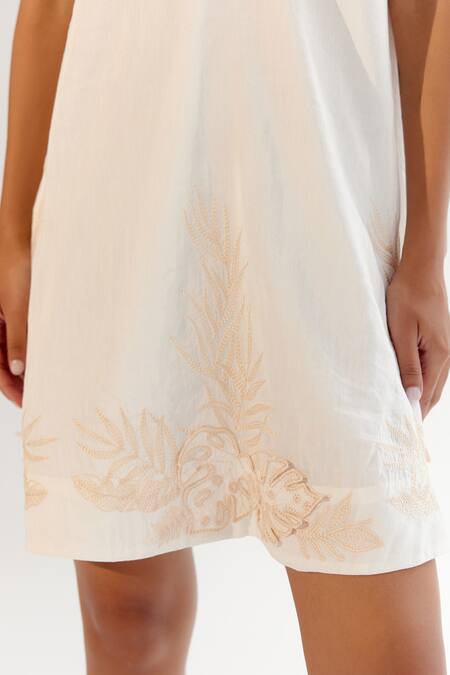 NOIB White Linen Applique Halter Neck Floral Dress at Aza Fashions NOIB_White Linen Applique Halter Neck Floral Dress _at_Aza_Fashions