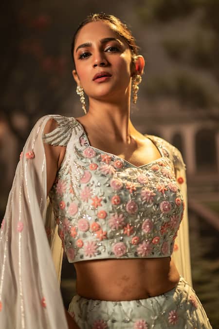 Bandhani_Blue Organza Beads, Embroidery V-neck Floral Lehenga Set _Online_at_Aza_Fashions