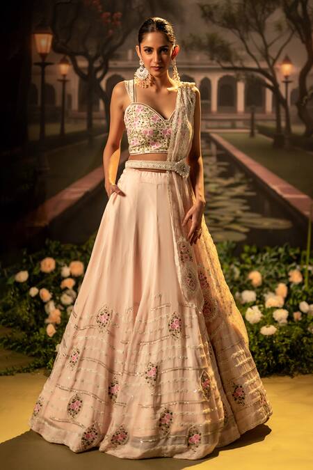 Bandhani_Pink Silk Organza Pearls, Embroidery Sweetheart Neck Floral Lehenga Set _at_Aza_Fashions