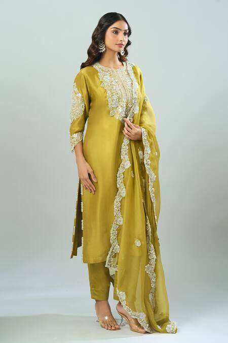 Prisho Green Chiffon Embroidery Round Neck Floral Kurta Set With Dupatta Online at Aza Fashions Prisho_Green Chiffon Embroidery Round Neck Floral Kurta Set With Dupatta _Online_at_Aza_Fashions