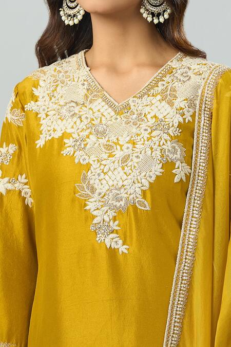Buy_Prisho_Yellow Cotton, Chiffon Pearls, Botanical Embroidered Kurta Set With Dupatta _Online_at_Aza_Fashions